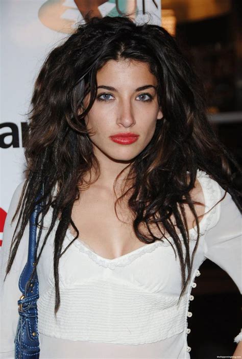 tania raymond nude|Tania Raymonde Nude Pics & Videos, Sex Tape